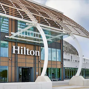 אתר נופש Hilton - Utilita Bowl, סאות'המפטון